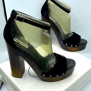 Steve Madden Black Suede Raynah